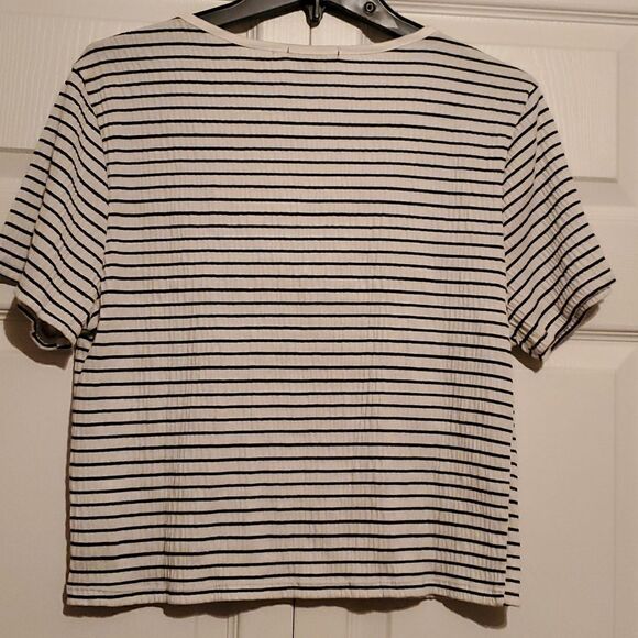 NWT Ambiance Juinor Plus Striped Cropped Blouse Size 2X - Picture 6 of 7
